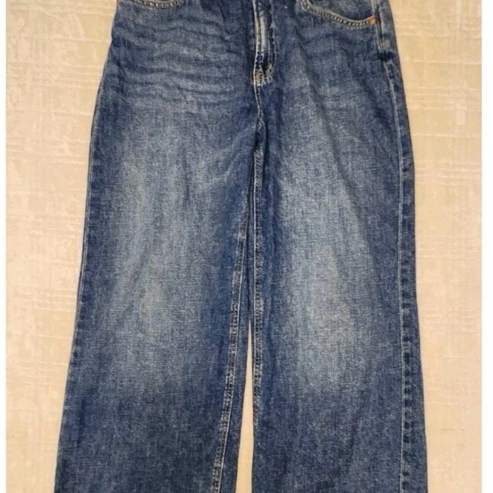 Classic high rise wide Leg gap Jeans